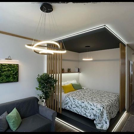 Апартаменты Good Knight Apartman Сегед Экстерьер фото