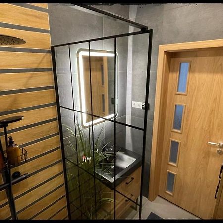 Апартаменты Good Knight Apartman Сегед Экстерьер фото