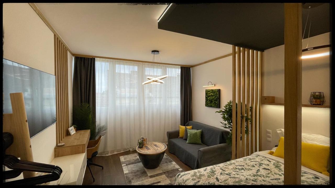 Апартаменты Good Knight Apartman Сегед Экстерьер фото
