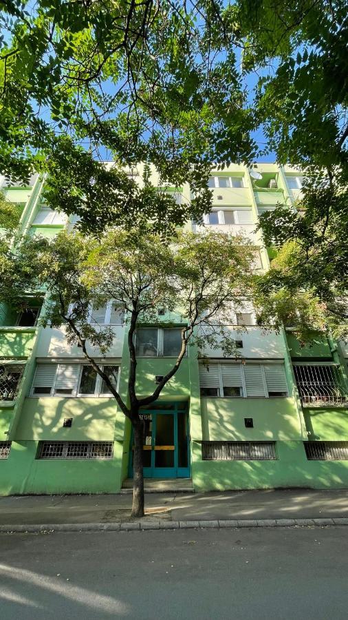 Апартаменты Good Knight Apartman Сегед Экстерьер фото