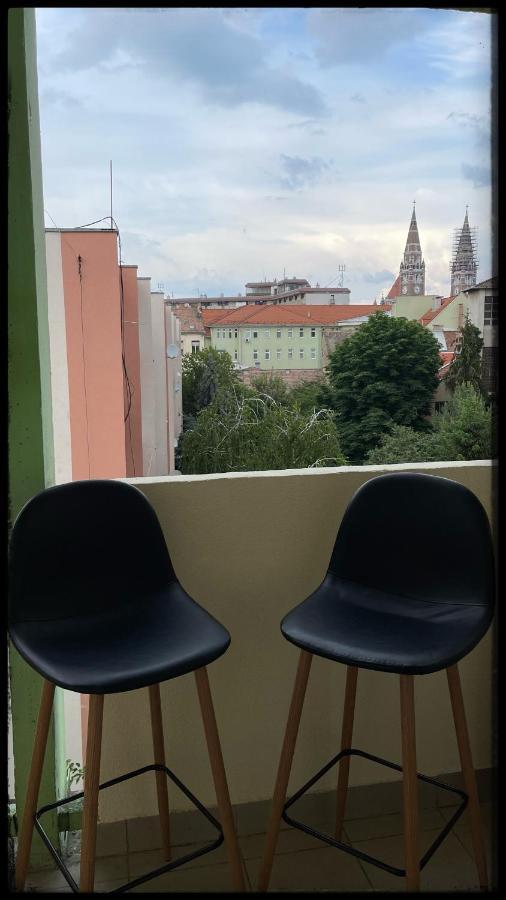 Апартаменты Good Knight Apartman Сегед Экстерьер фото